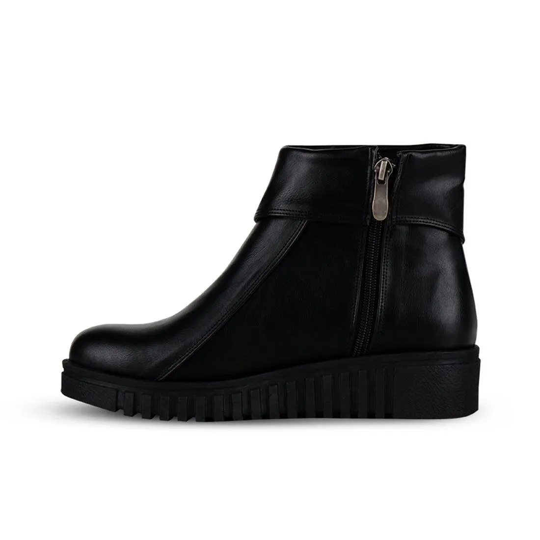 Block Boots Arrow