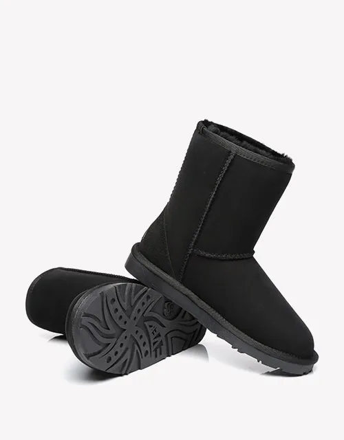 Short Classic in Black