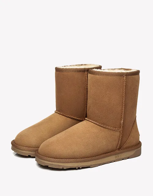 Short Classic in Chestnut