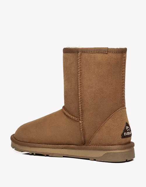 Short Classic in Chestnut