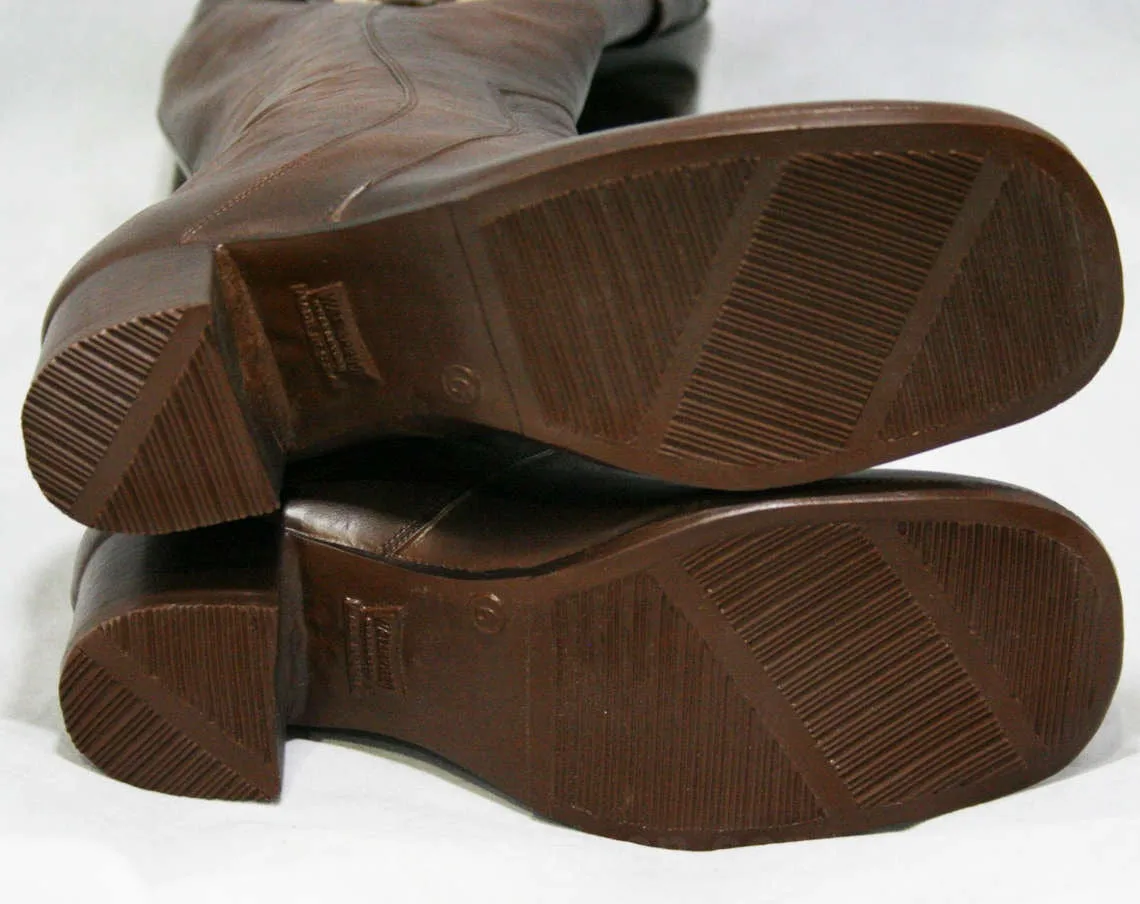 Size 6 Hipster 60s Boots - Brown Waterproof Rubber - Sophisticated 1960s 1970s Pirate Style Big Buckles - Fleece Lined Unworn - Deadstock